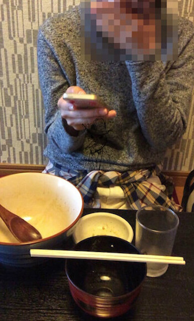 ワクワクメールで出会った女性と食事